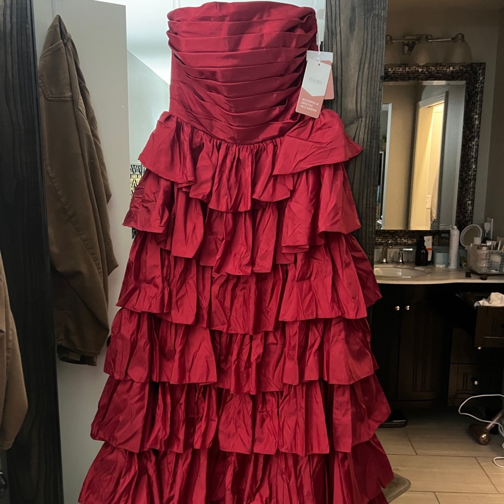 Elegant Red Strapless Ruffled Gown